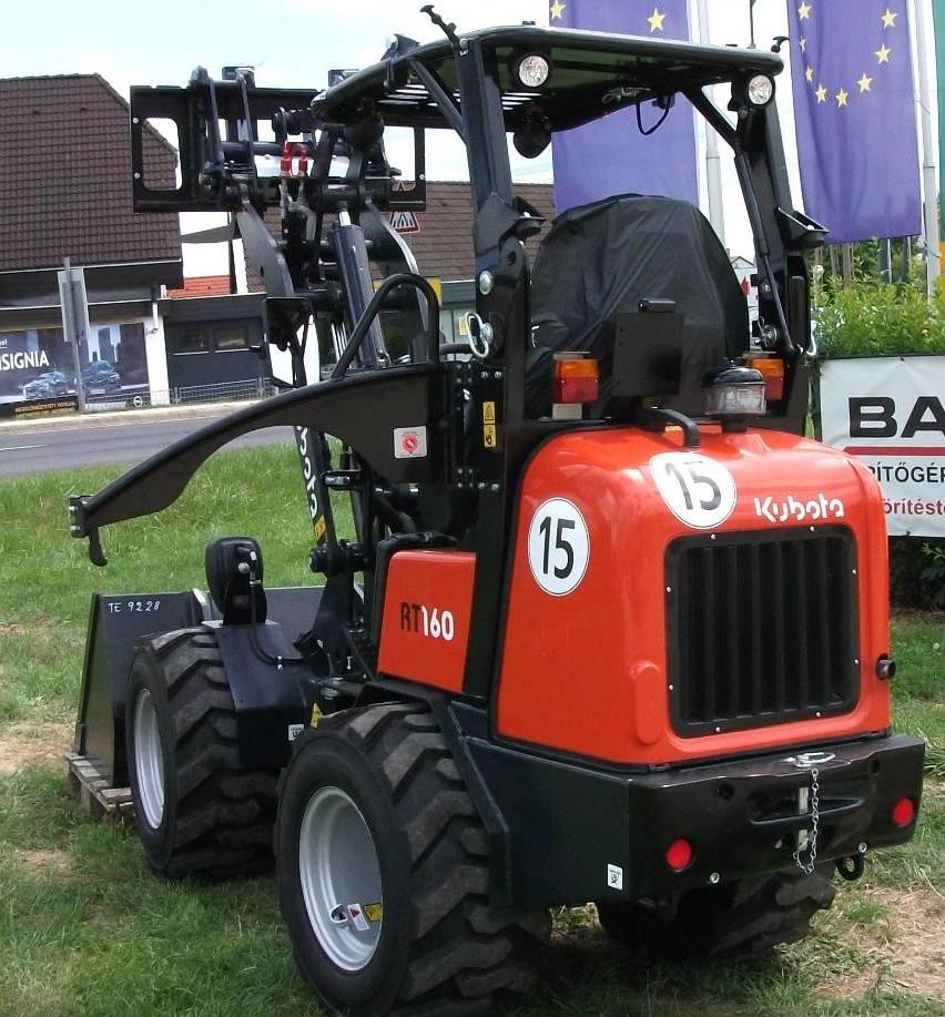 Avez-vous besoin des droits d'un tracteur à conducteur accompagnant avec un mini tracteur
