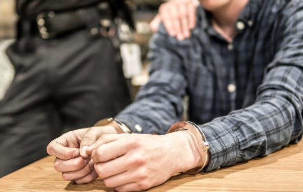 Le meurtre a-t-il un délai de prescription?