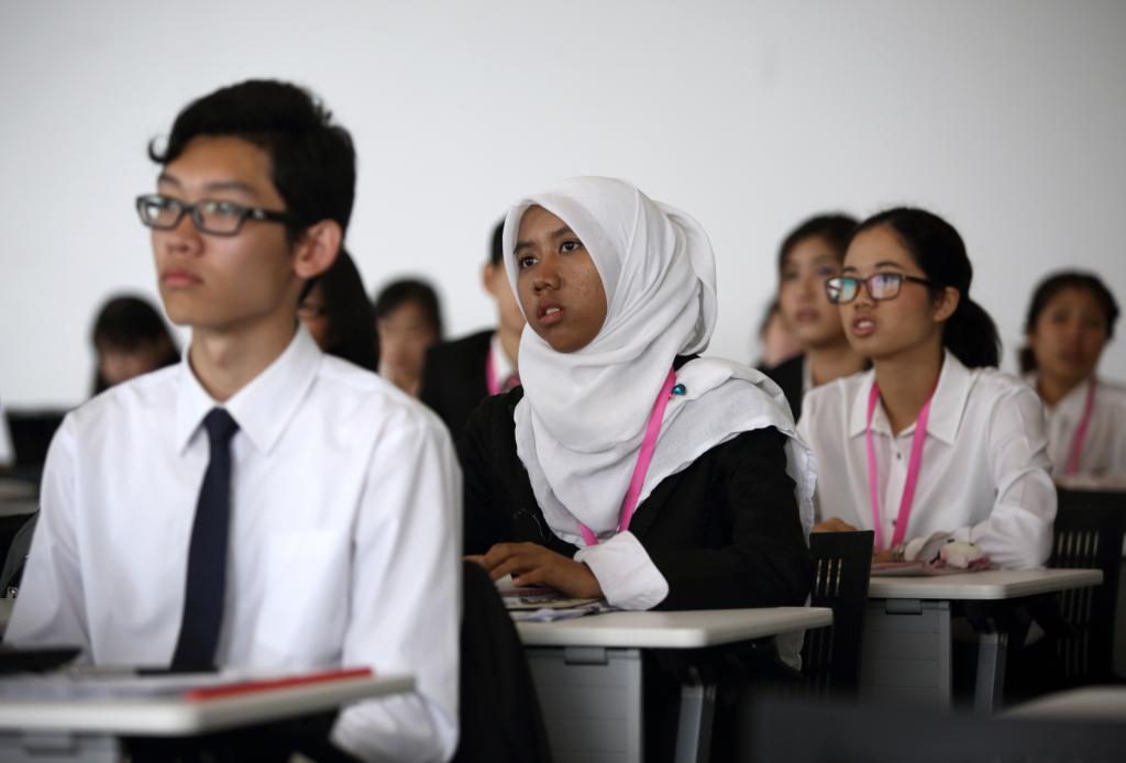 emploi de citoyens étrangers en rf