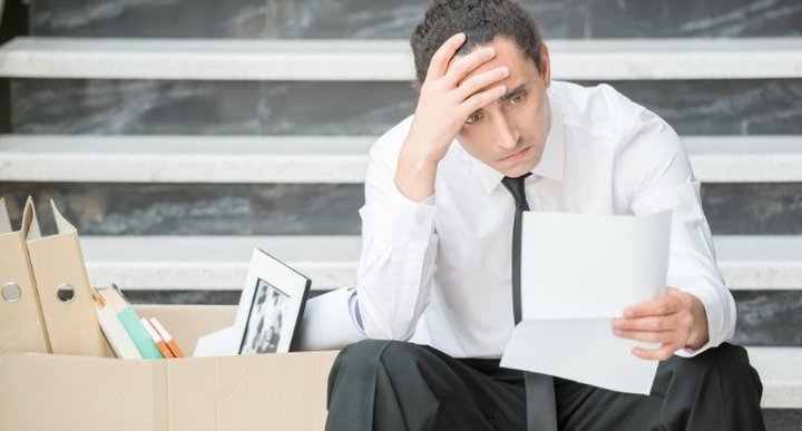 lors du licenciement n'a pas publié un livre de travail