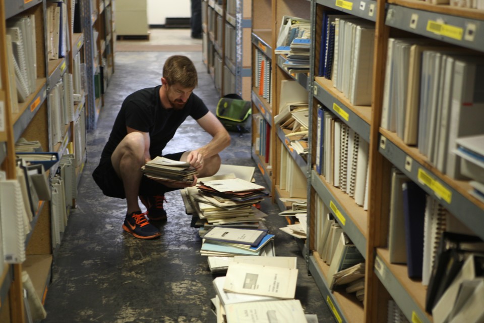 archivage de documents dans l'organisation du travail de bureau
