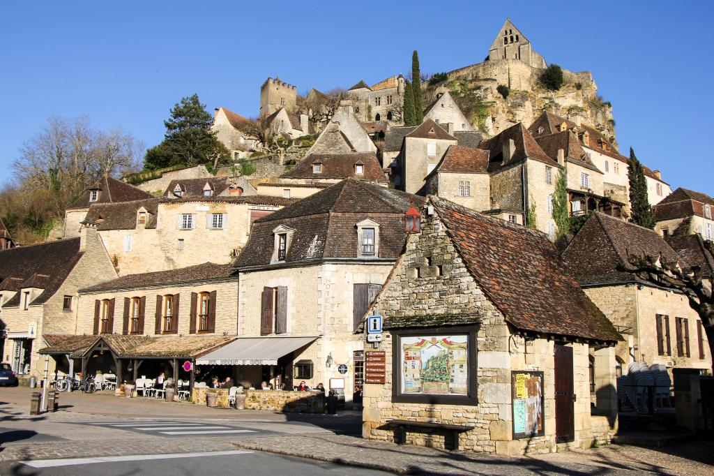 Grand village en france