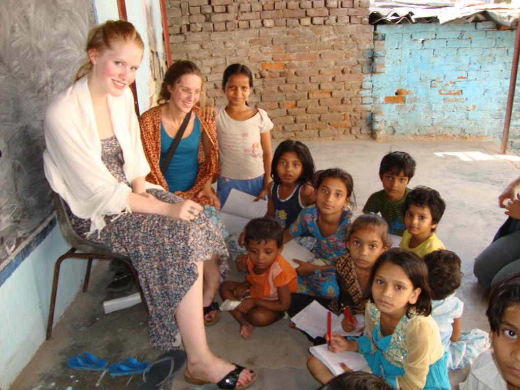 Charité avec des enfants