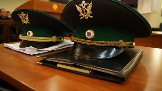 combien obtient l'huissier