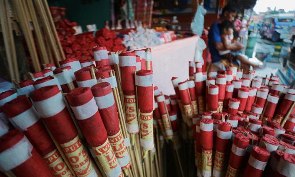 pétards sur le comptoir