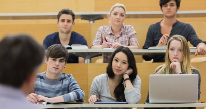 Universités accréditées et agréées