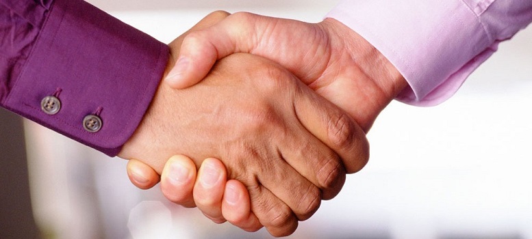 Demandeur contractuel et défendeur